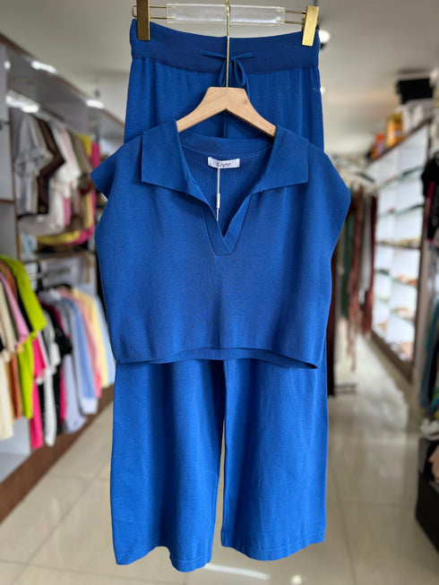 Women. Casual Polor Collar Top with Long Wide Leg Trousers